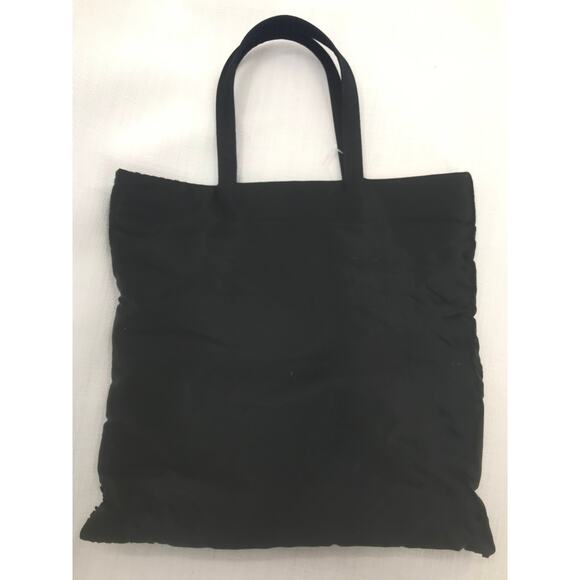 International Concept Embroidered Flower & Beaded Totes Hand Bag Black NWT - Picture 4 of 5